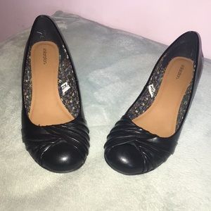 Xhilaration wedge shoe